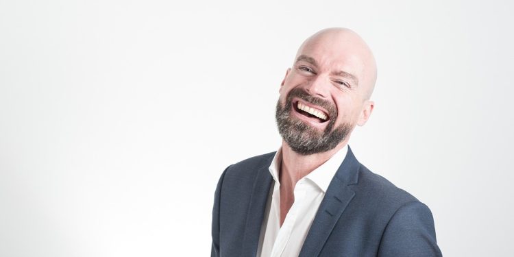 Breaking Boundaries: How Fashion Designers are Redefining the Industry