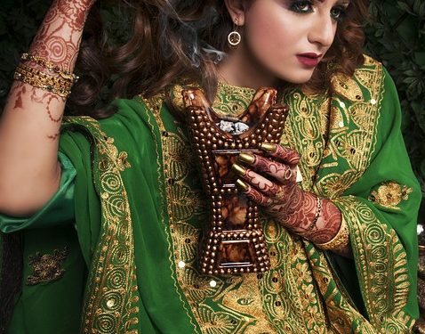 Fashion Designers and Technology: The Digital Revolution in the Industry