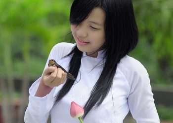 Breaking Stereotypes: Empowering Women Through Seductive Lingerie