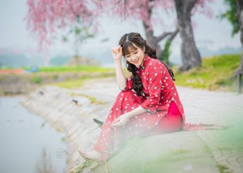 Beauty Beyond Age: Celebrating the Influence of Makeup on Women of Every Generation