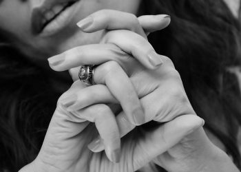 From Catwalk to Sidewalk: How Fashion Show Trends Influence Street Style