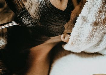 The Science of Skincare: Understanding the Ingredients That Transform Your Complexion