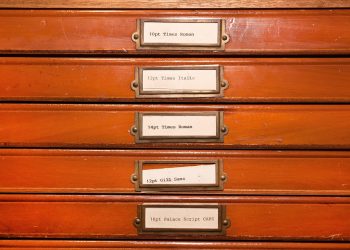 Briefs vs. Memos: Decoding the Differences and Knowing When to Use Each