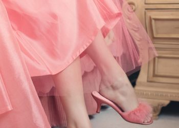 Slippers: The Ultimate Footwear for Relaxation and Comfort