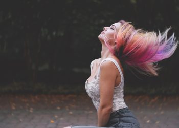 Breaking the Rules: The Art of Mixing and Matching Styles for a Unique Look