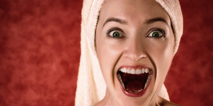 Makeup throughout history: Exploring iconic beauty trends that shaped the past