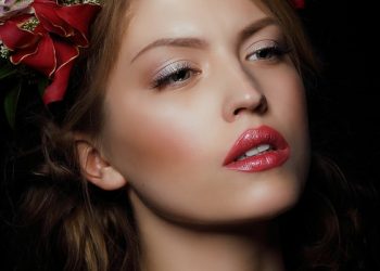 Unlocking your beauty potential: A beginner’s guide to makeup