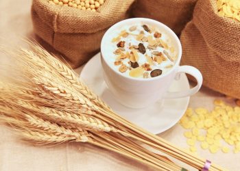 The Art of Accessorizing: Elevating Your Look with the Right Accessories