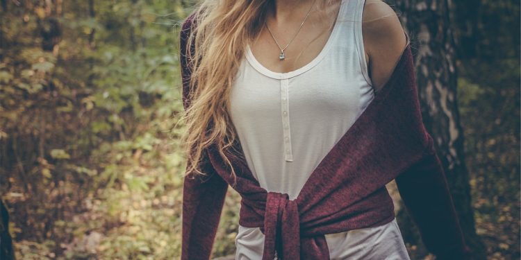 Exclusive Insider Tips: Choosing the Right Fabric for Your Tank Tops