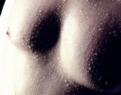 From Gym Staple to Street Fashion: The Evolution of Muscle Shirts