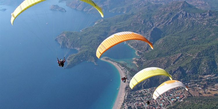 Harness: Bridging the Gap Between Developers and Operations