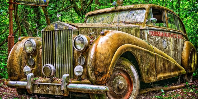 Reinventing Tradition: How [Brand] Stays Relevant in the Modern Age