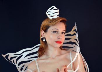 Stand Out in the Crowd: Brilliant Costume Outfit Ideas for Partygoers