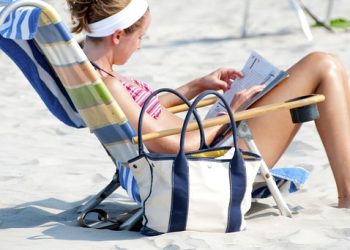 Bikini Fashionista: Discover the Hottest Trends for the Summer Season