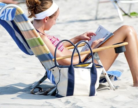 Bikini Fashionista: Discover the Hottest Trends for the Summer Season