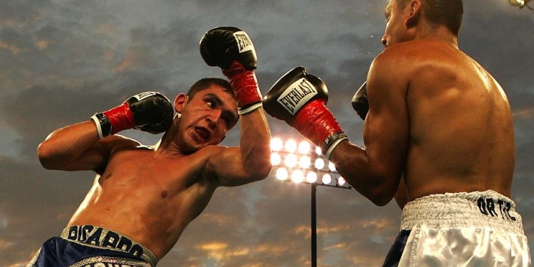 The Battle of the Gloves: Iconic Rivalries in Boxing History