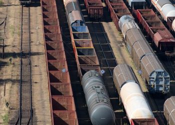 Summer Style Essential: Why Tank Tops Are a Wardrobe Must-Have