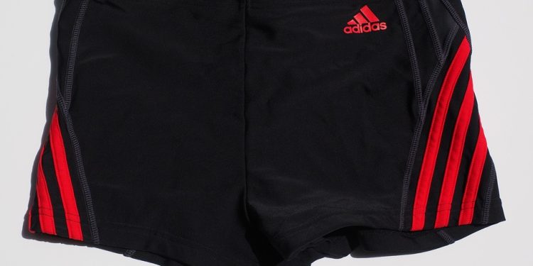Swim Trunks: A Closer Look at the Latest Fabrics and Technology